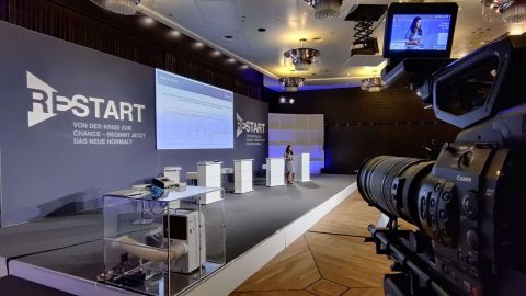 Von Livestream Agentur vsonix realsiertes Hybrides Event für den Kunden Livinguard