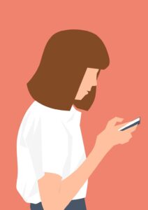 Eine illustrierte Frau hält ein Smartphone in den Händen und schaut darauf